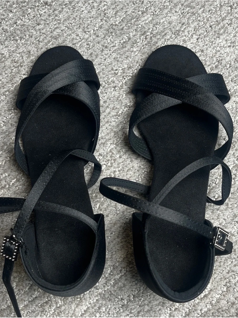 SWDZM Girls Satin Dance Shoes 4.5. 2909-1